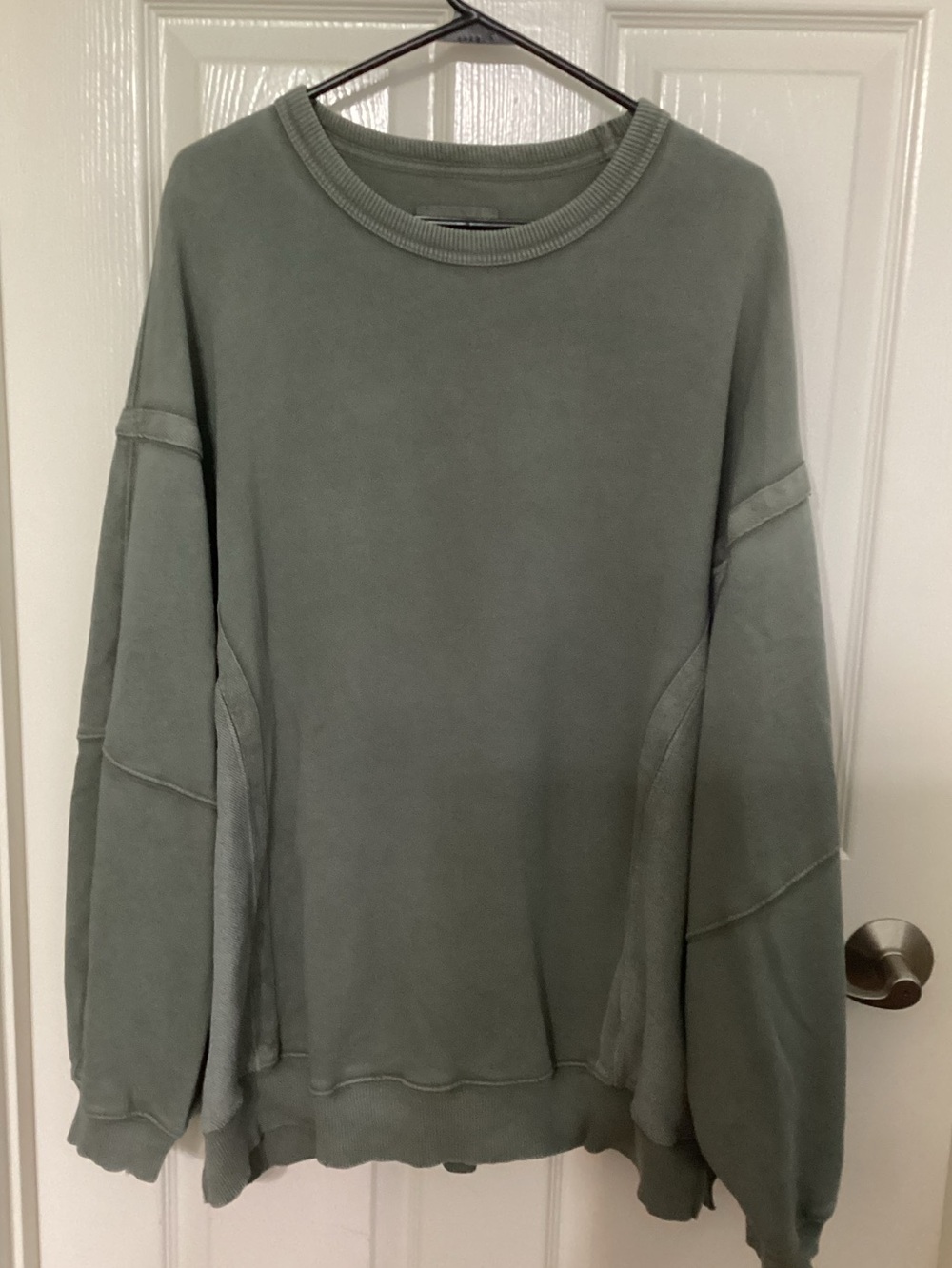 Aerie Green Sweatshirt Women’s Large